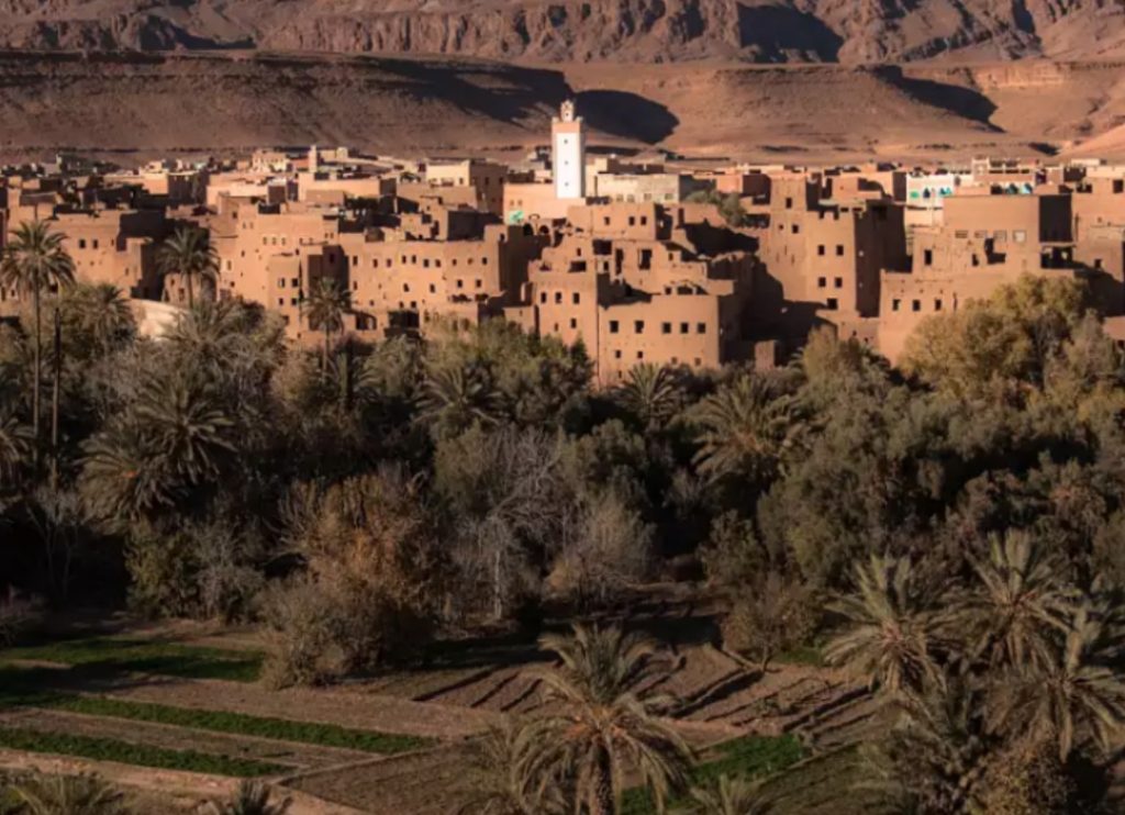 Tinghir, Maroc : Une oasis cachée dans les montagnes de l'Atlas ...